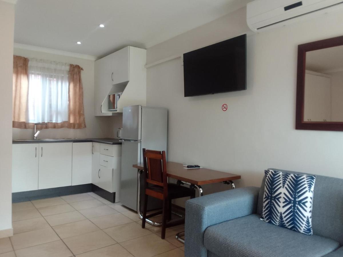 Botleng Guest House Boqate Exterior photo