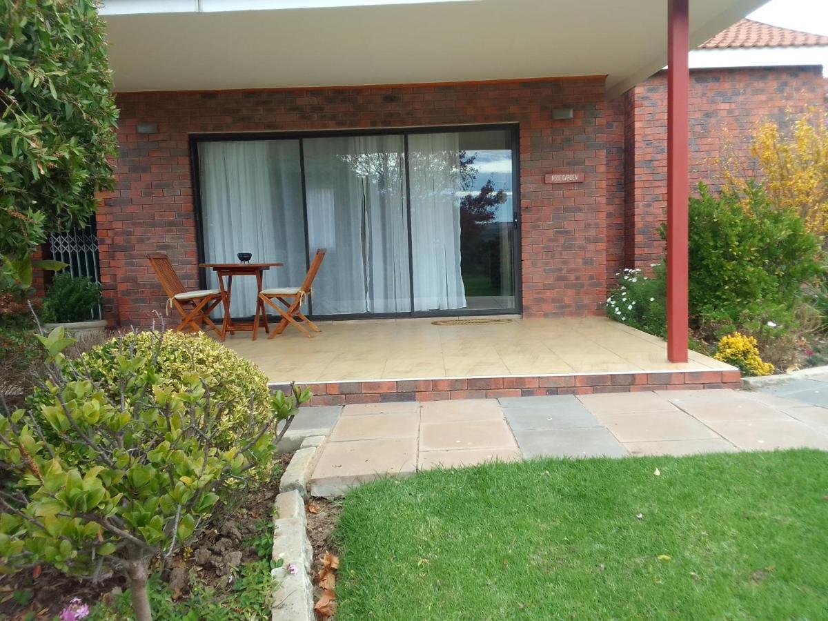 Botleng Guest House Boqate Exterior photo