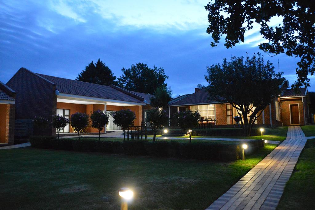 Botleng Guest House Boqate Exterior photo